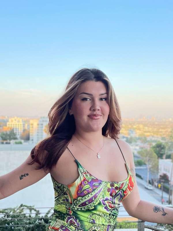 good morning everyone! Let’s have a great Slutty Saturday to..