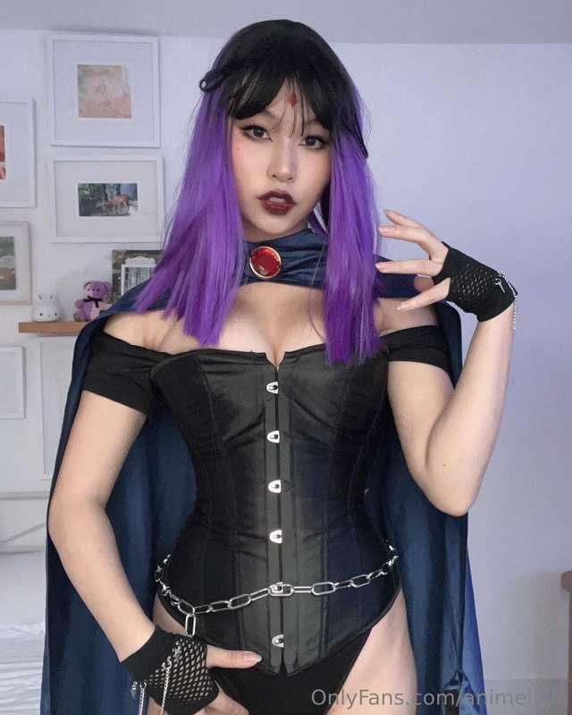 what should i be for halloween this year? comment your ideas..