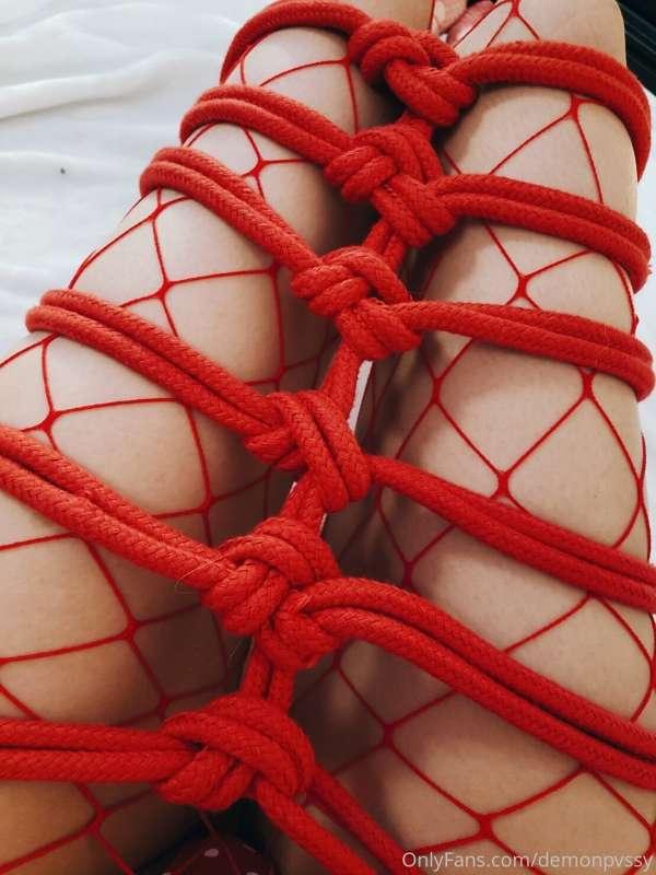 I didnt have ribbon to wrap ur gift, I hope this rope will d..