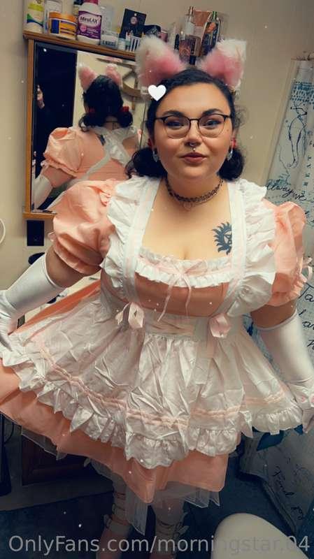 Got new outfits! What would you like to see me do in them? 🥹..
