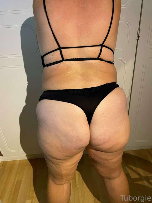 Spank my ass please!