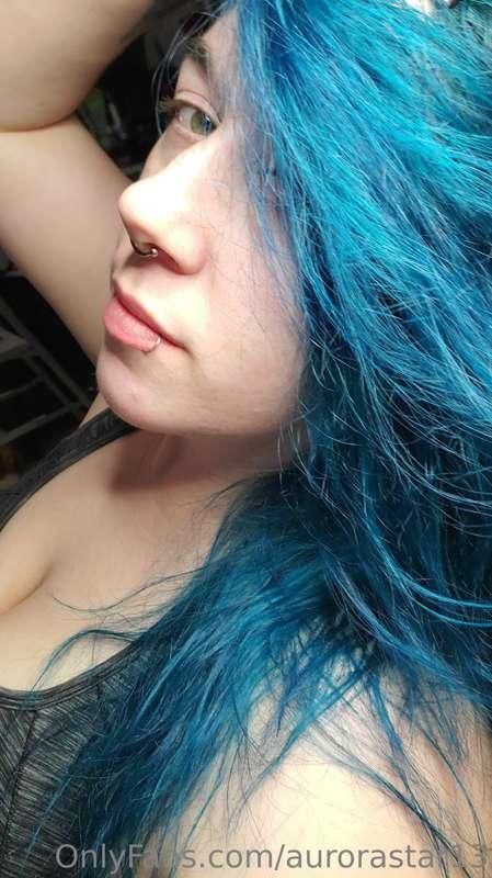I did a thing... and went back to blue! 
Snapchat saw it fir..