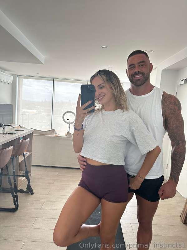 Wanna see us workout? dm me