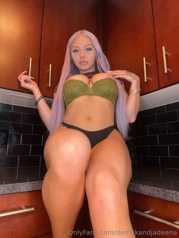let’s do it on the counter 😋