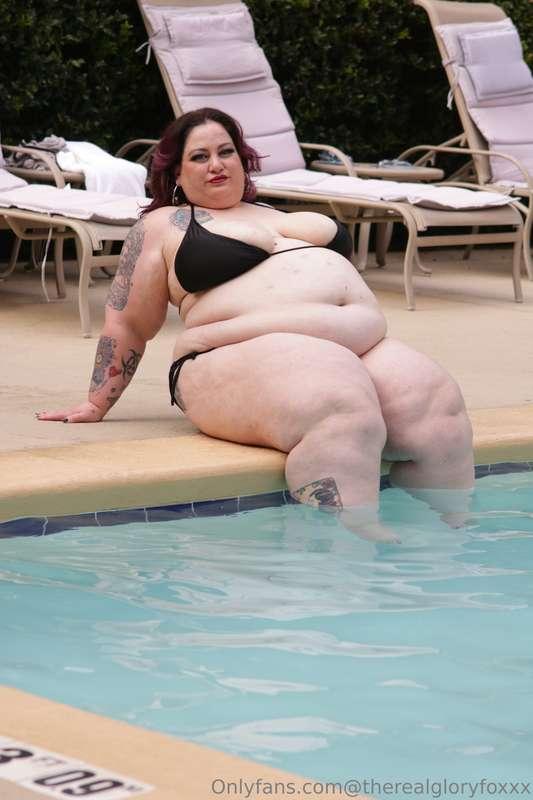 therealgloryfoxxx image #1