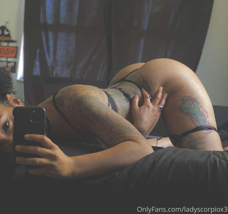 Face down, ass 😏💕