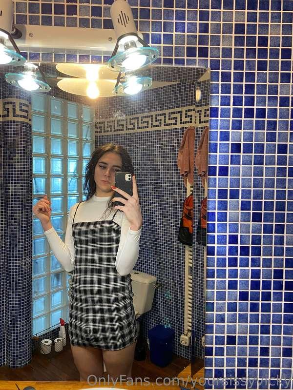 What do you think about this little outfit? The dress seems ..