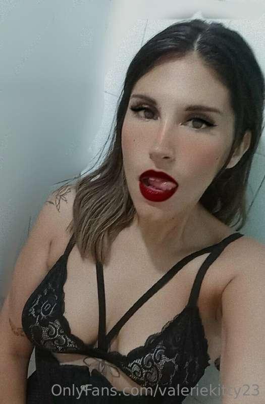 I'm bored... do you want to have fun with me??