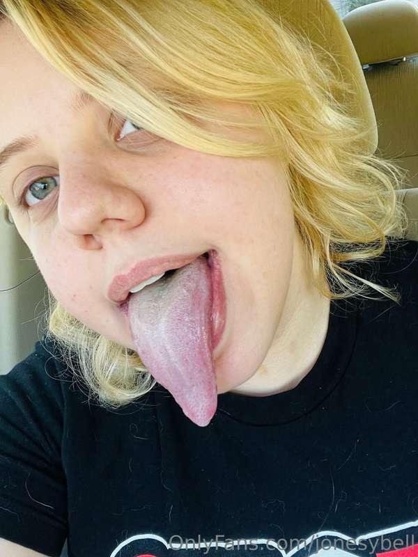 Tongue appreciation post with a minute long video