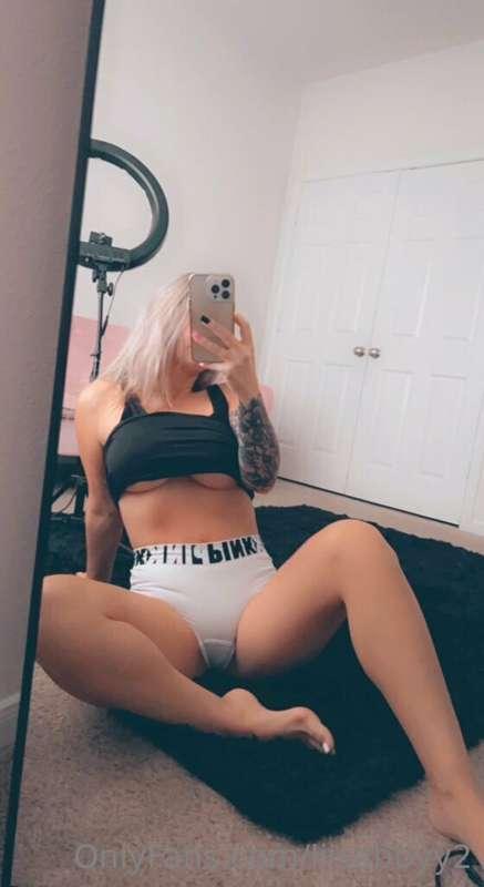 Do you wanna see more? My VIP page includes everything!! (No..
