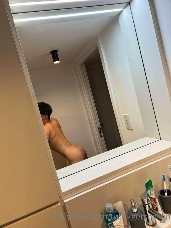 Oops 🙊 hope my ass makes you all happy this Saturday 🍑❤️