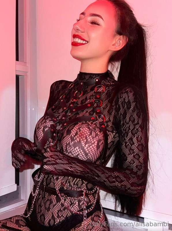 SWEET GIRL WITH ANGEL EYES @your_sexy_angelyna ❤️‍🔥😍❤️‍🔥

HE..