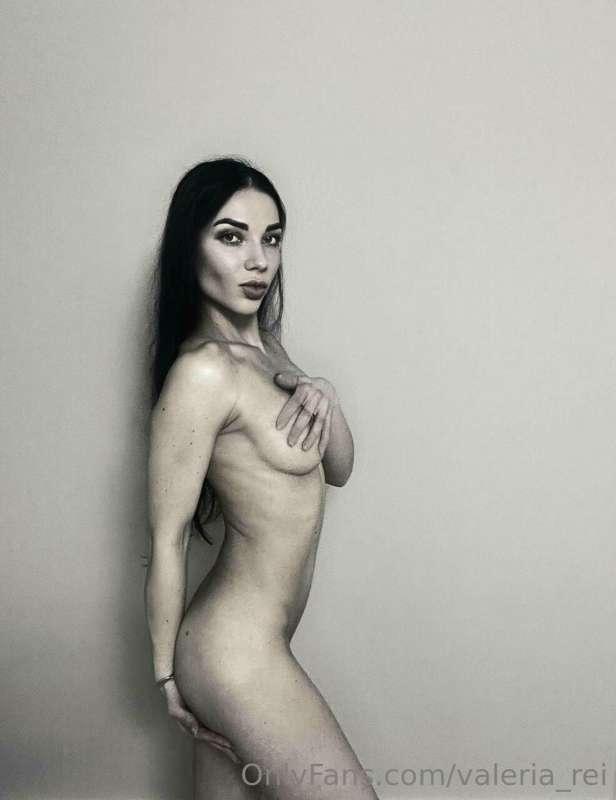 I invite you into my world of lust, debauchery and fetish!