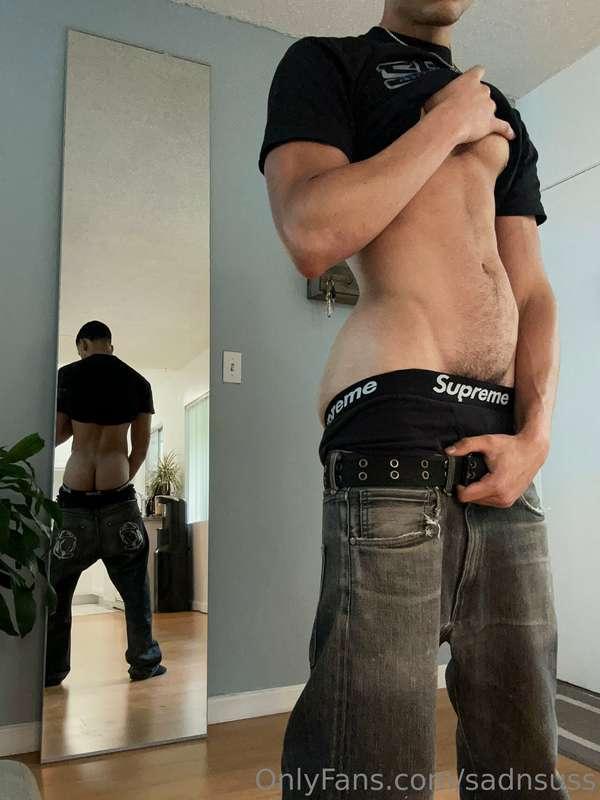 who gonna suck my dick n let me ride their face?