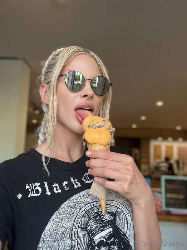 I want to taste you in my mouth 😏