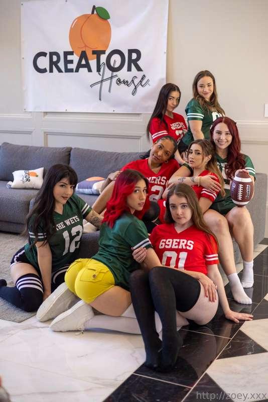 🏈 SuperBowl Orgy 2024 😈 (3boys/8girl)

Tap the ***blue butto..