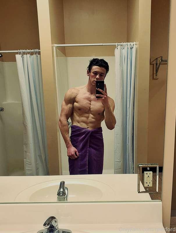 More of my dick soon soon 🍆