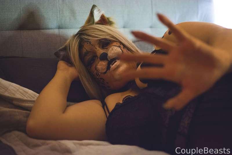 couplebeasts image #5