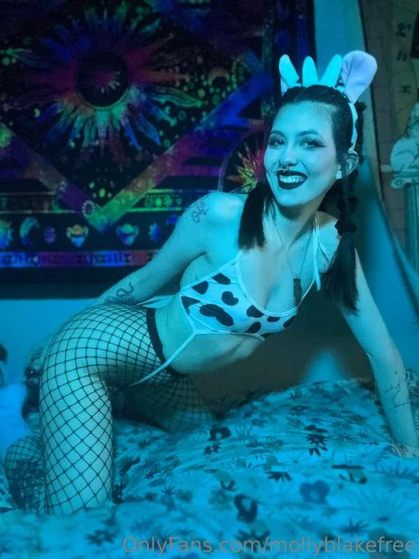 First PPV! Just a couple nudes :) hope you enjoy these!