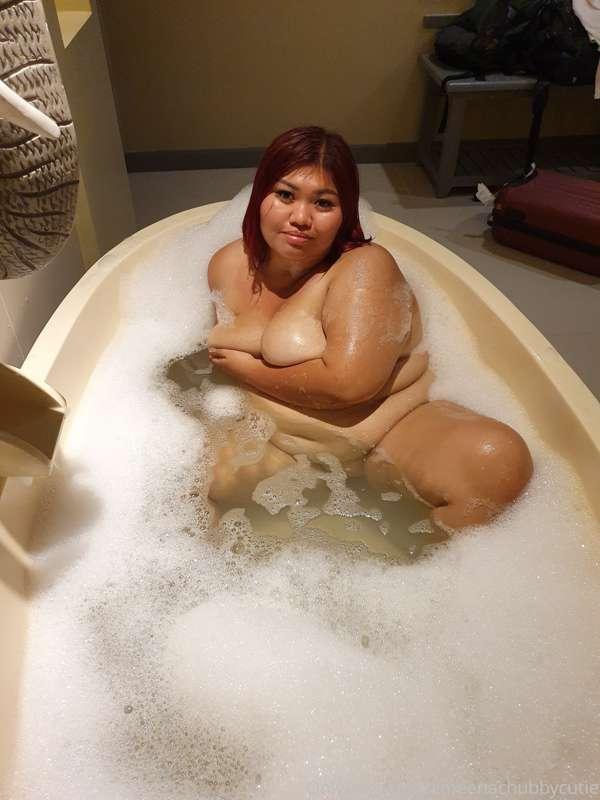 ameenachubbycutie image #4