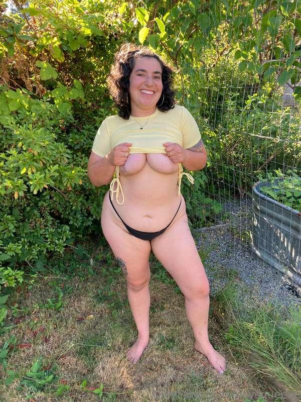 lucysqueeze image #0