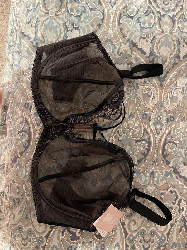 Received one of my new bras today 👏🏼