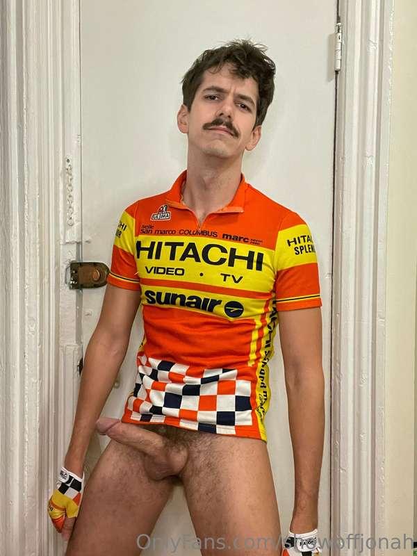 I like to go for a hard ride in the morning. You wanna come?