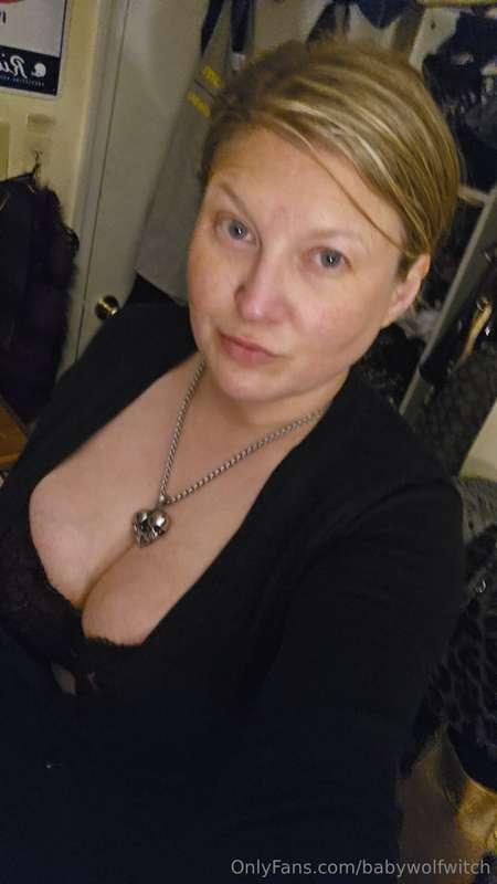 Thinking about doing secretary/librarian for this week's alb..