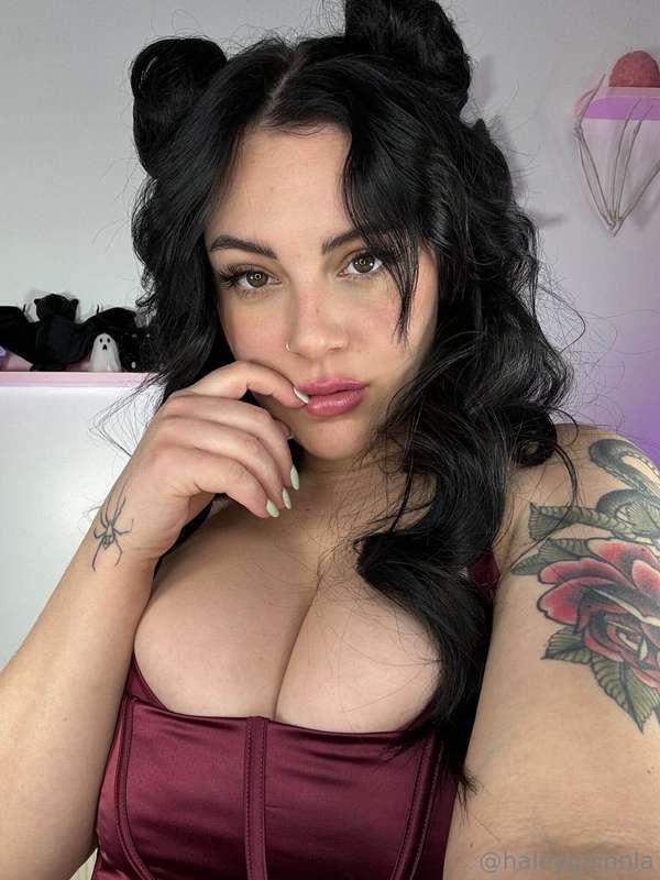 ### How long can u hold ur cum while watching me get naughty..