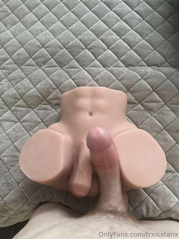 Wanna see me fuck my new toy?