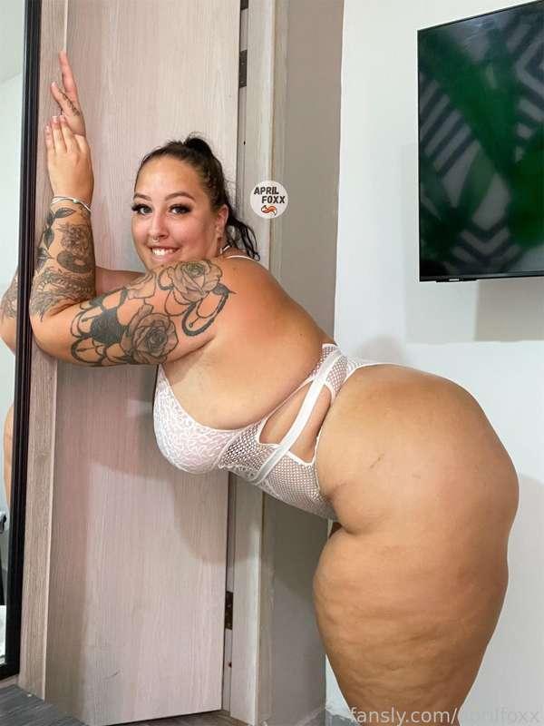 aprilfoxx image #0