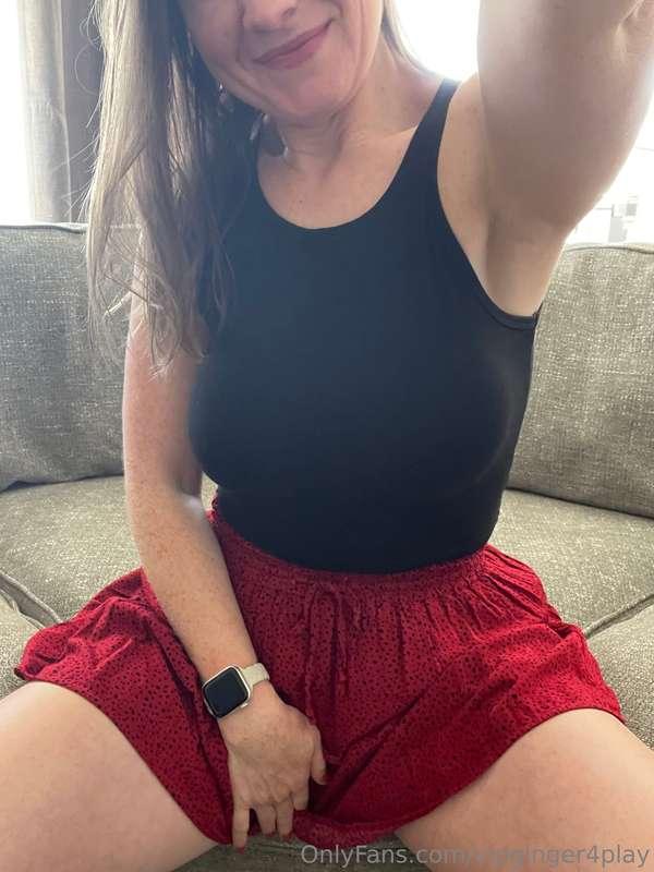 Feeling cute for Saturday errands ☺️ Hope it isn’t very wind..