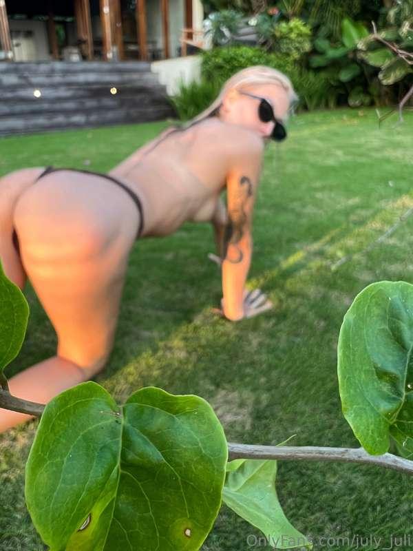 Guess my fav color🐒Let's see how well you know me😋