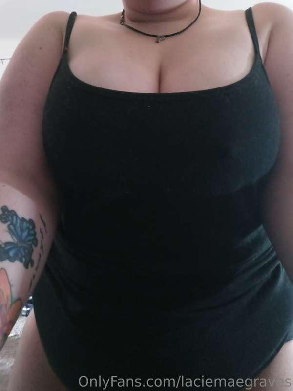 It is Fantasy Friday lovelies! I am available all day for cu..