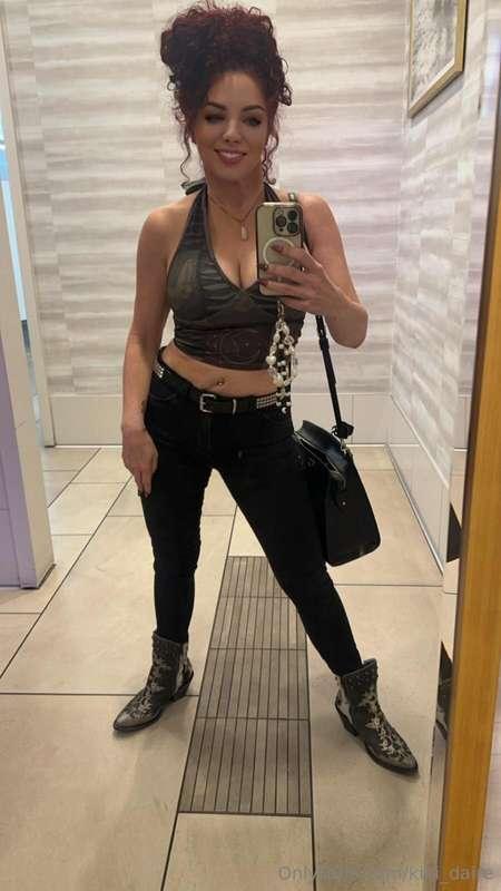 Mirror Mirror on the wall 