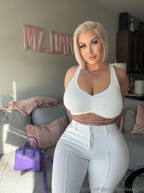 mzdanibadgirl image #0