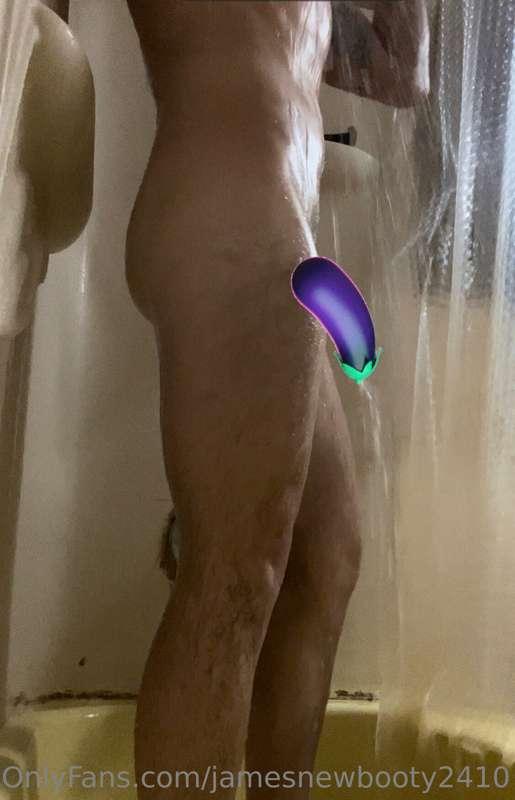 jamesnewbooty2410 image #1