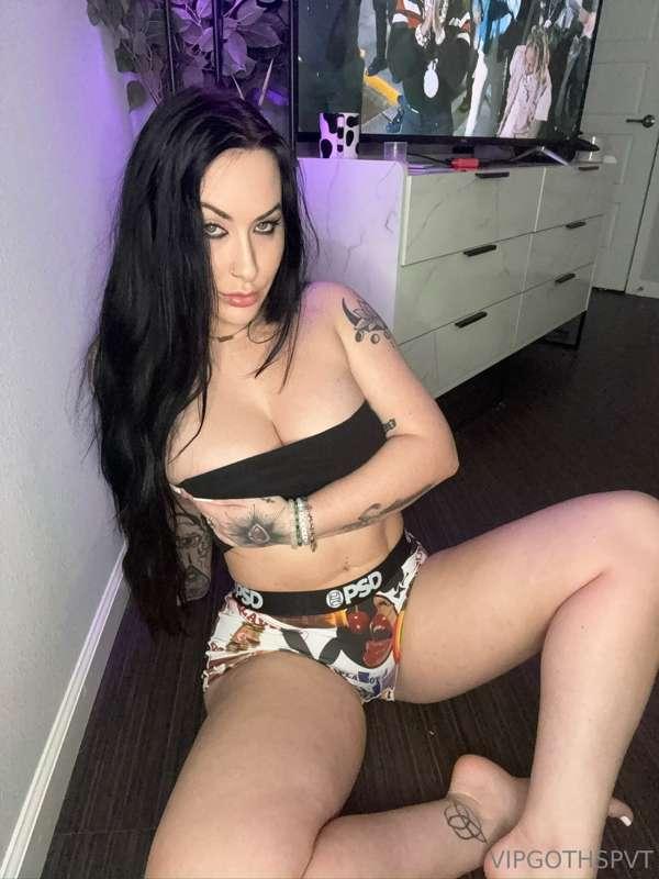 Tattooed on your mind 🖤