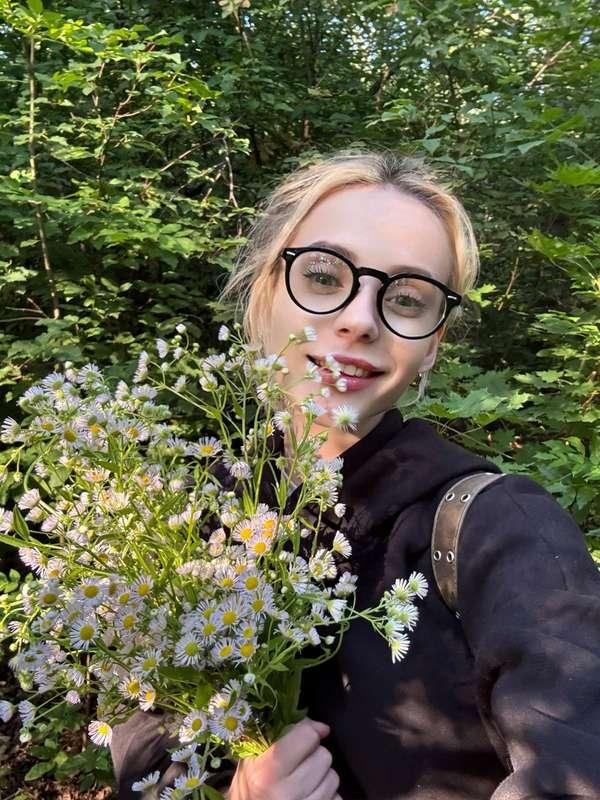 Today, while walking in the sunny park, I collected this del..