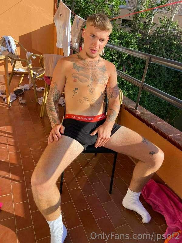 all new contents here waiting for you ladies and gents 🤤😈😈