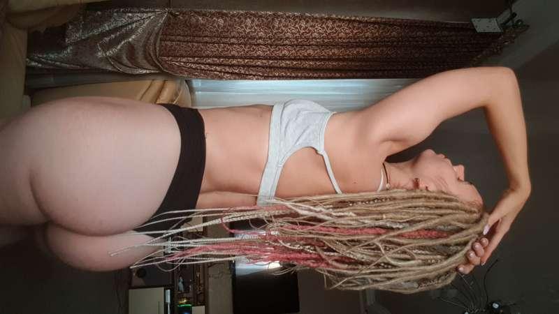 i am feeling good, almost nude time