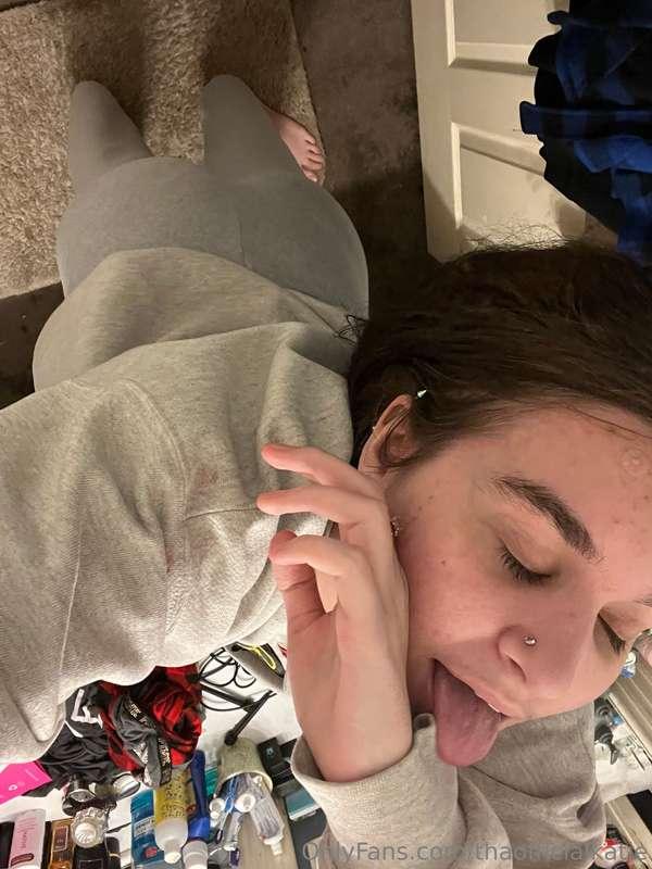 You love this view, now come play with what’s behind it 🍑
