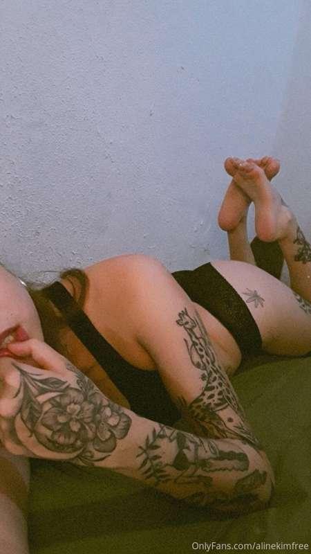 😇👣