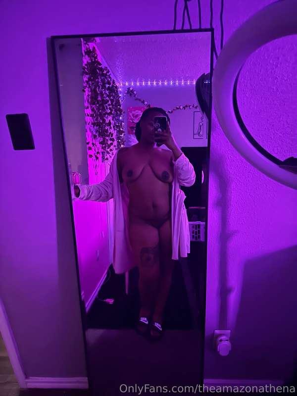 Just got woken up to head 😩💦 would you wake me up to head ? ..