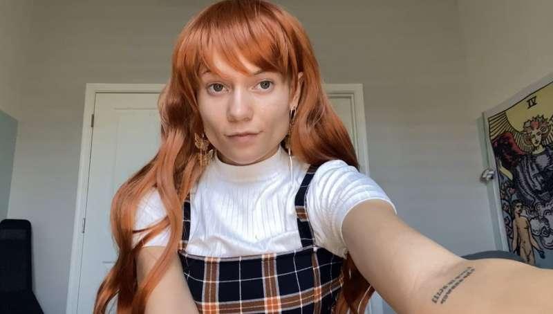 TODAYS NEW WIG AND MY FACE W NO MAKE UP CUZ I DIDNT HAVE ANY..