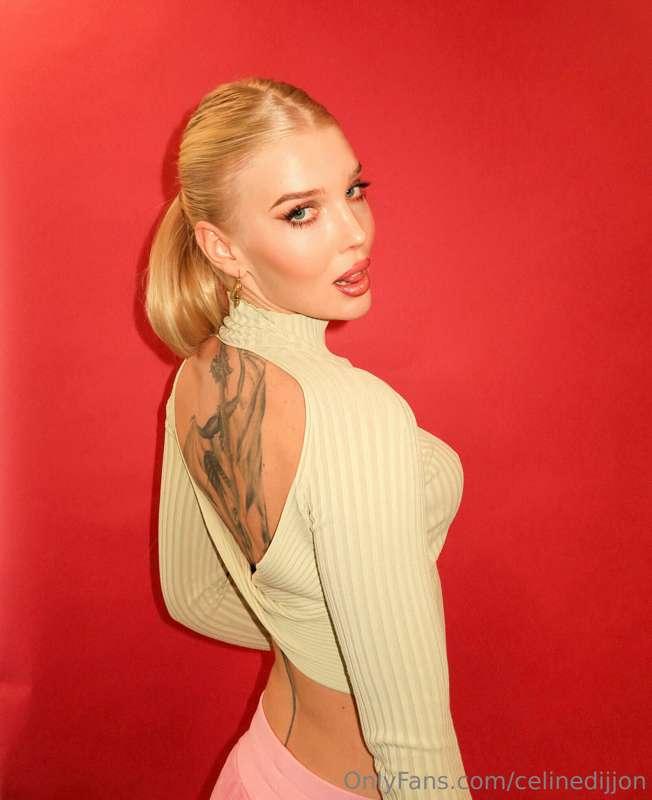 💋