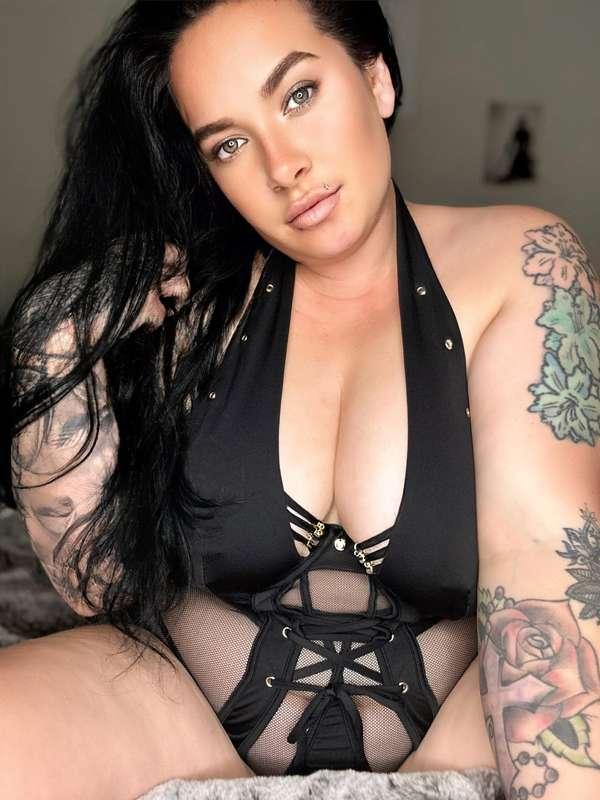 VIP PAGE - @loveinkedivyrose 💕