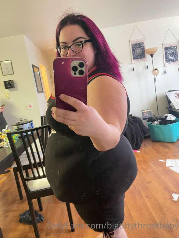 20 weeks pregnant & still hottttt af idcccc ❤️❤️❤️