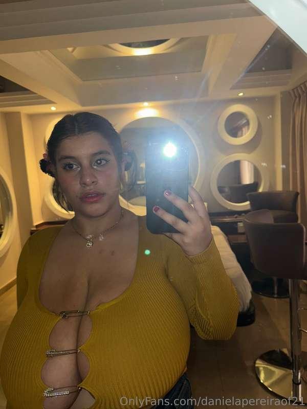 danielapereiraof21 image #12