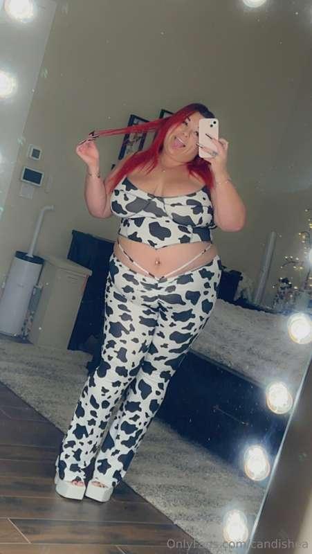 Bitch I’m a cow 🐄😋
Happy Halloween!🎃